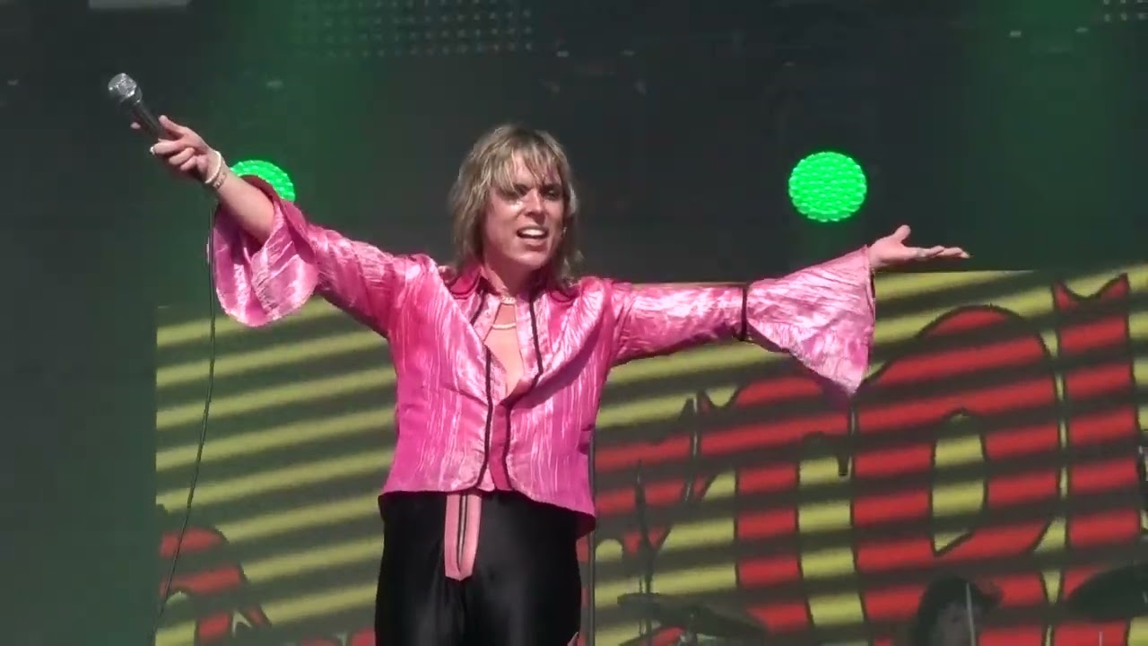 The Struts - Kiss This (Live) Lollapalooza Paris 2022