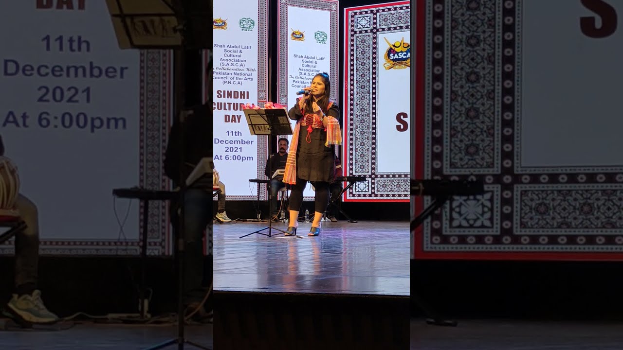 Sindh Muhnji Aman Live by Anina Fida | Anina Fida Song ! Anina Fida Live Performance on Cultural Day
