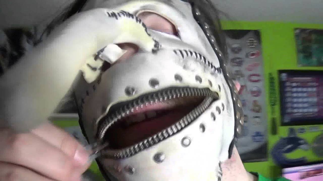 Slipknot Chris Fehn #3 Self Titled Mask Unboxing!