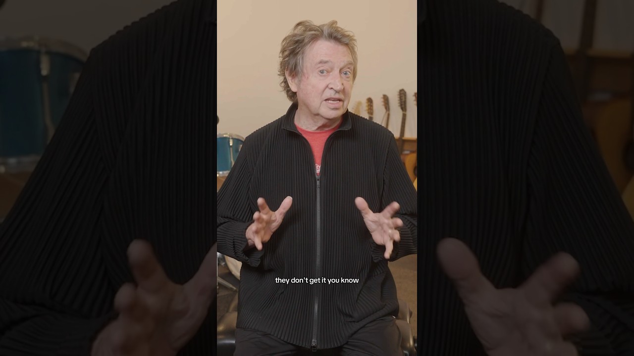 Andy talks about the moodiness of being in a rock band. 📸 #thepolice #stories #behindthescenes