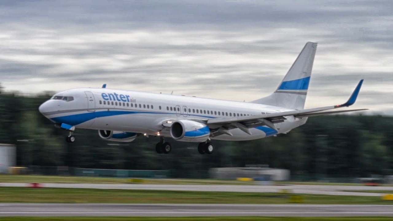 Plane spotting at Gdansk Lech Walesa Airport / Canon 7D test video