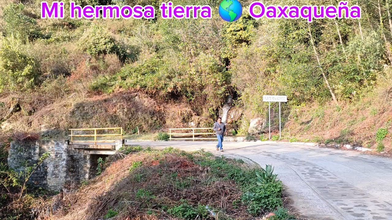  Así apreciamos los bonitos paisajes de nuestro rancho al rededor nuestra carretera artesanal 