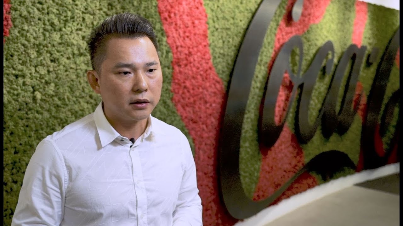 Contactless Merchant Stories: Singapore Coca Cola Vending Machines
