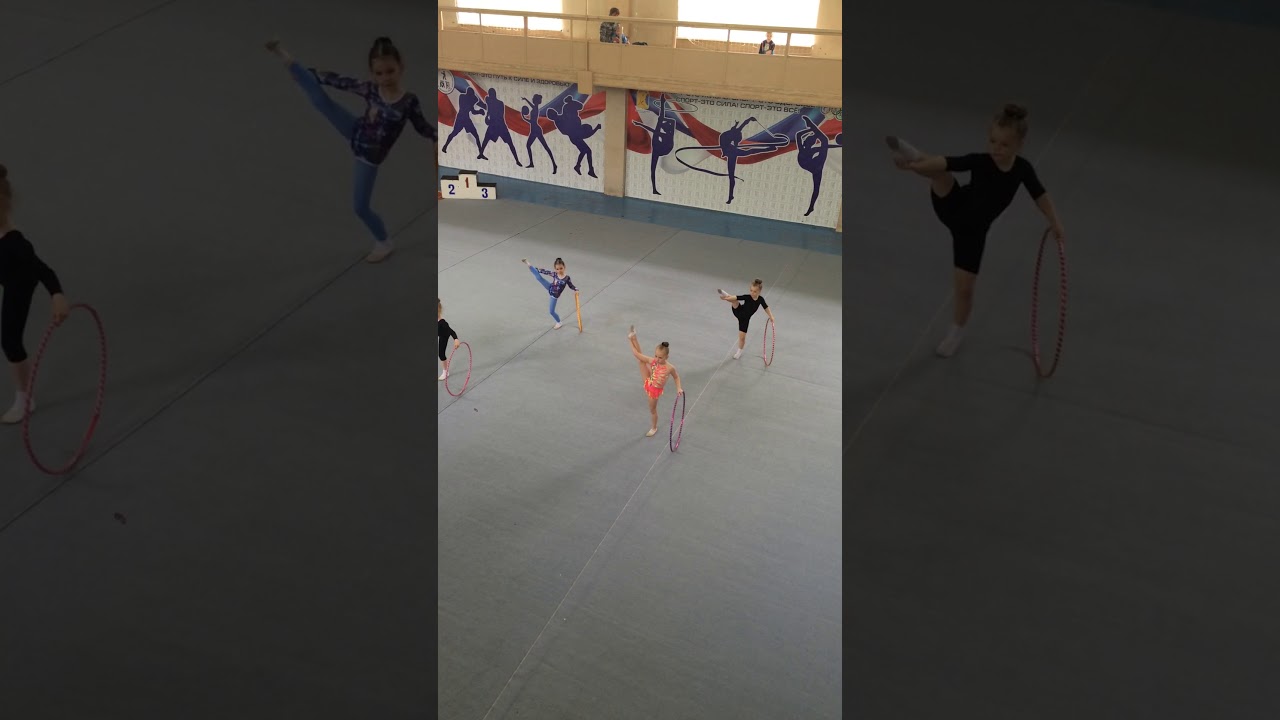 Диана и гимнастика. Танец с обручем.