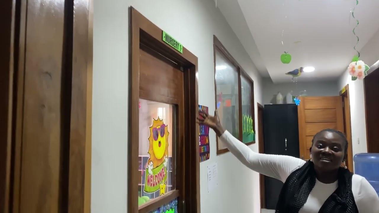 A Tour of Halifield Early Years, Lekki