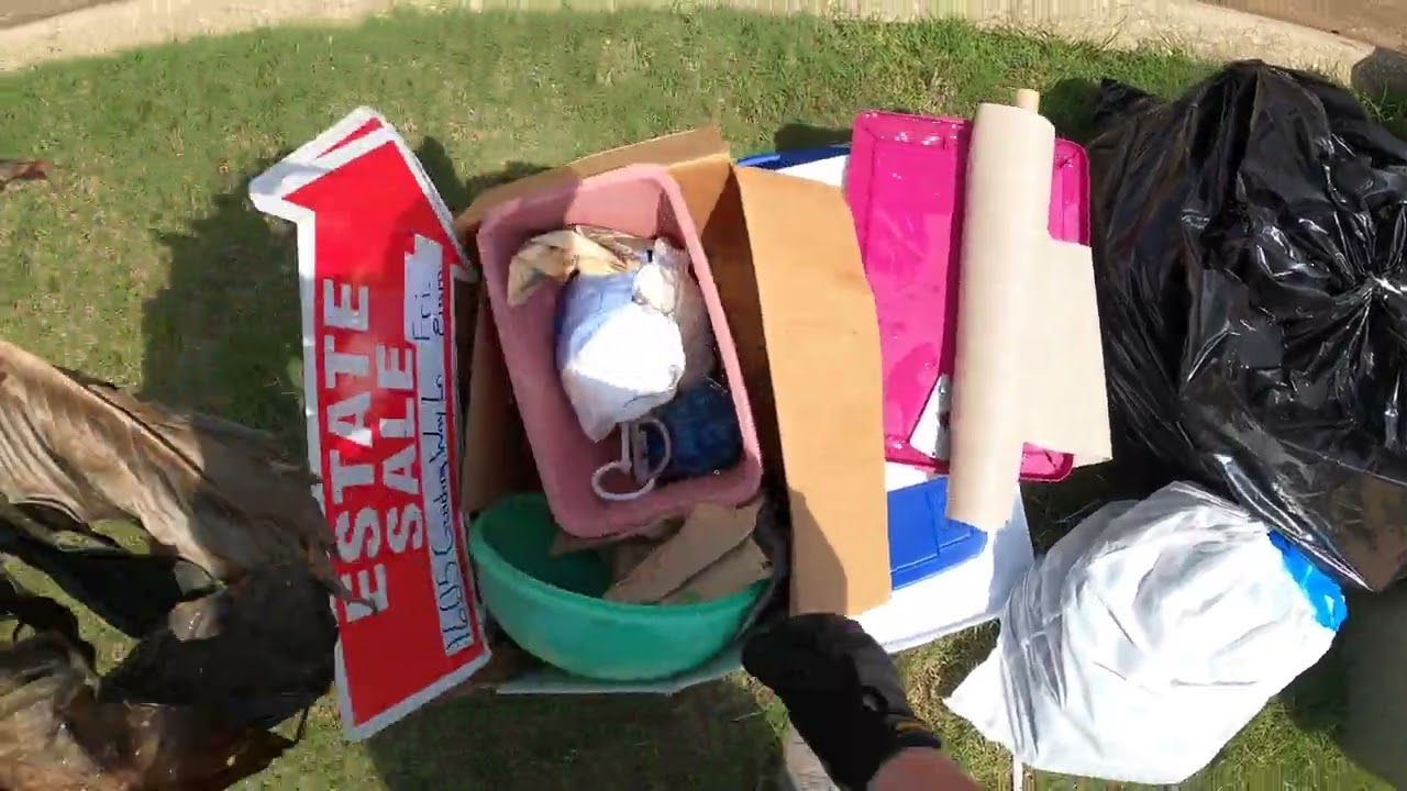 Estate Leftovers, or Nothing To Be Seen!!