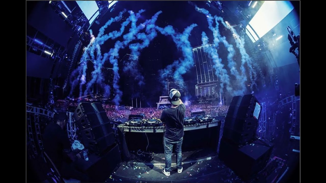 Avicii - Ultra Music Festival 2016