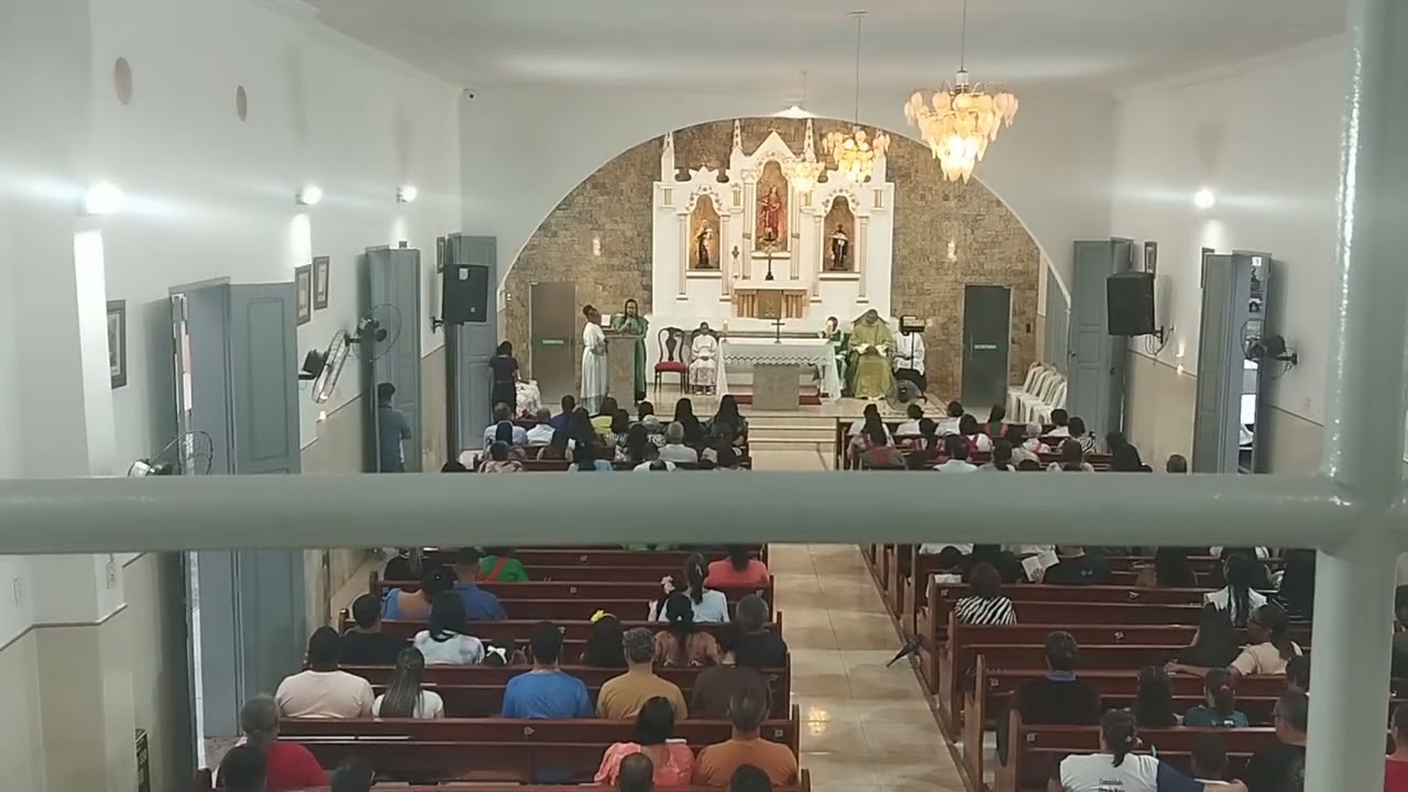 Salmo 111 (112) Uma luz brilha nas trevas para o justo. @mariarittaoficial 