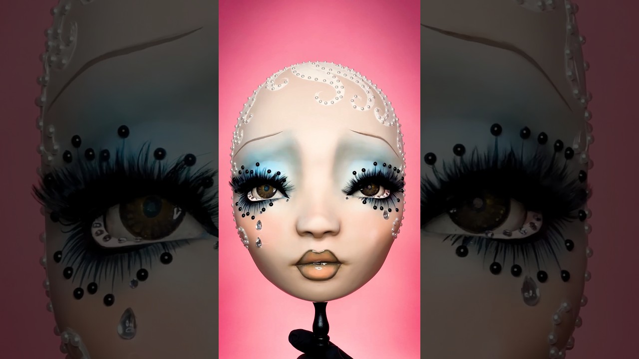 But what should I name her? 🎭 #pidgindoll #dollmask #artdolls #artandcraft #artartist #painter