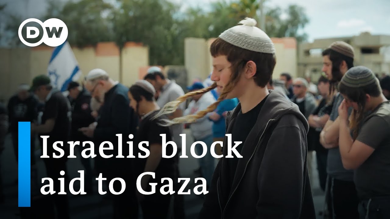Israeli protesters block aid to Gaza as starvation looms | DW News