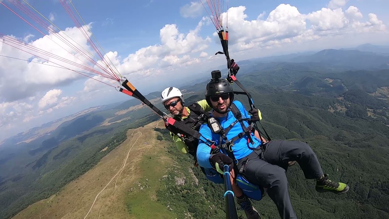 Cu parapanta pe Igniș    @laci.fly