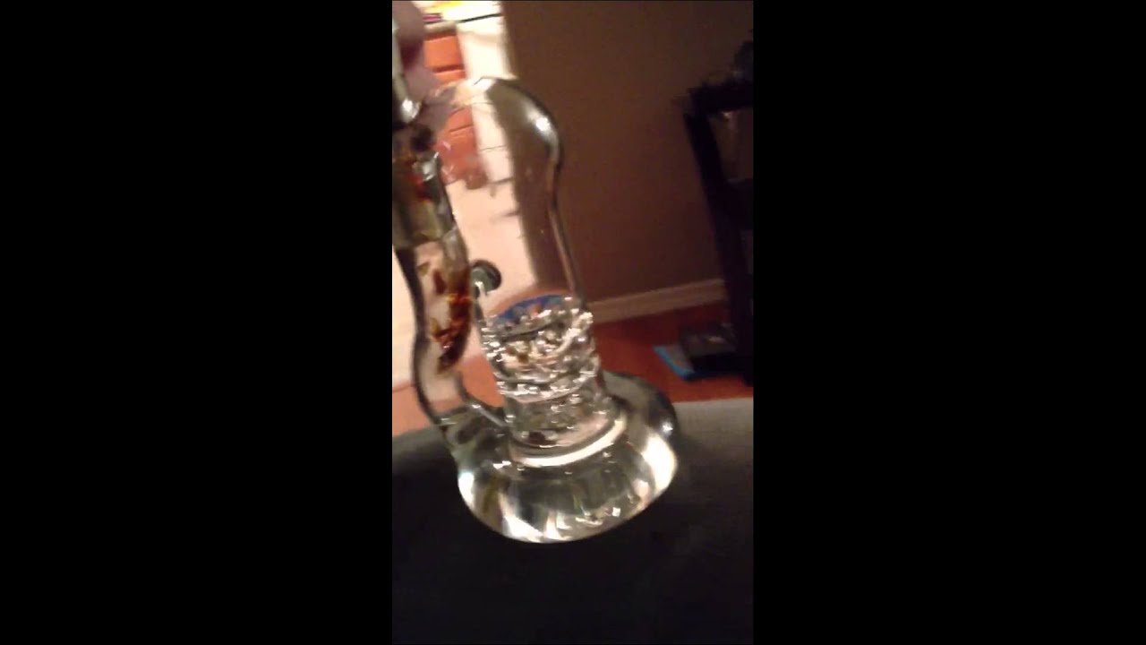 Ian dabbing out of Shane's new oil rig