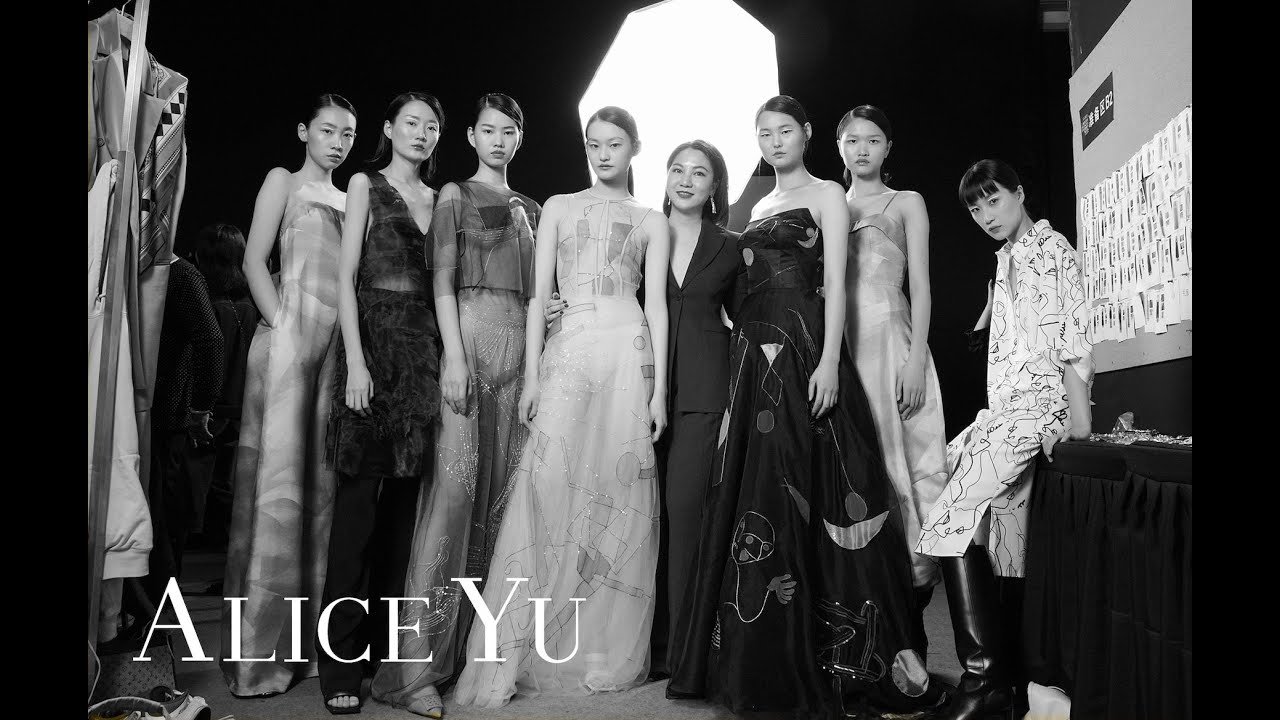 NEXT SIGNS - ALICEYU Ready-To-Wear fashion show