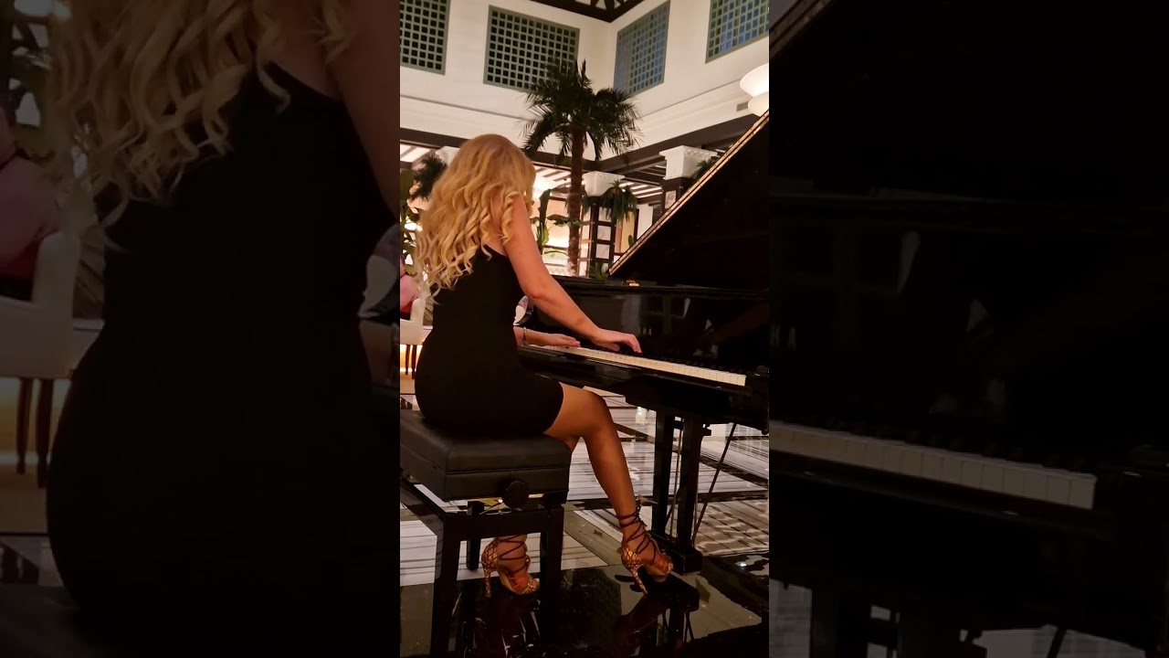 Lionel Richie ♡ Hello ( Cover By Yasmina Gallardo)