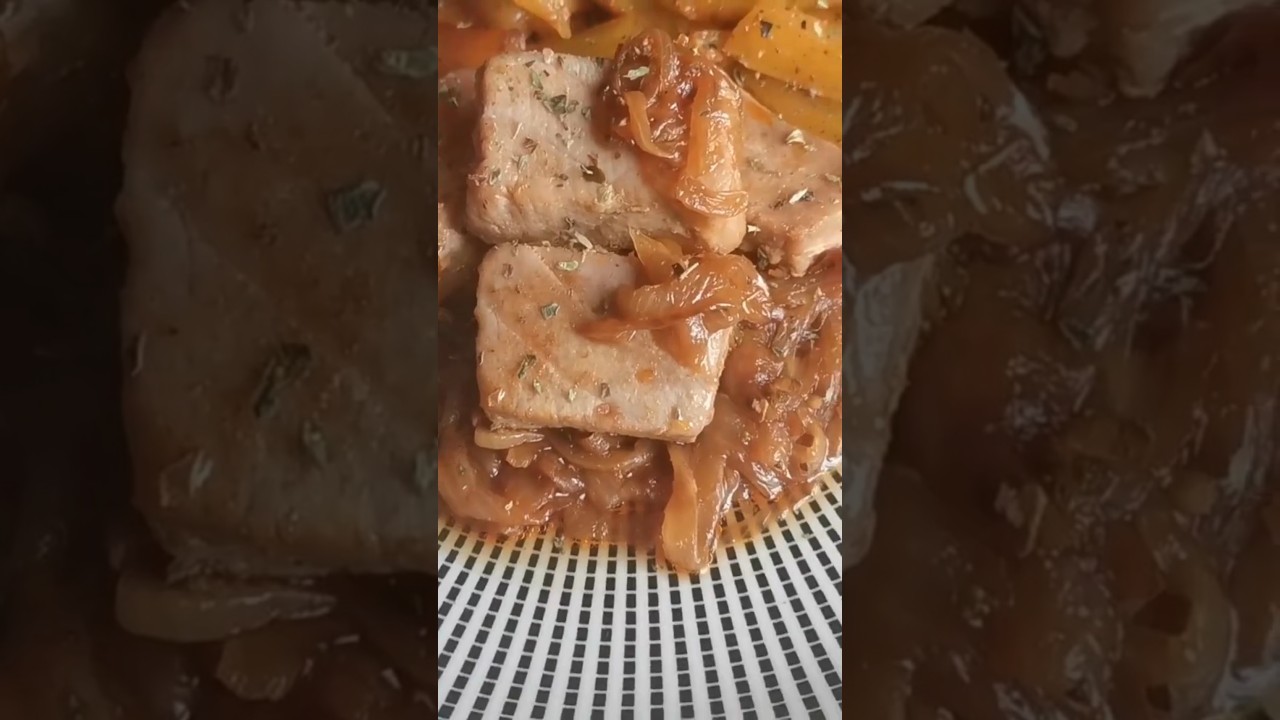 At&uacute;n encebollado jugoso, tierno y f&aacute;cil
