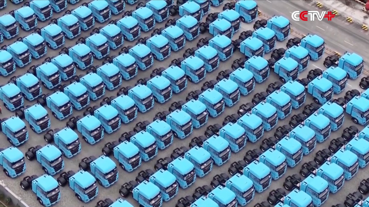 China's New Energy Heavy-duty Truck Exports Charge into Fast Lane
