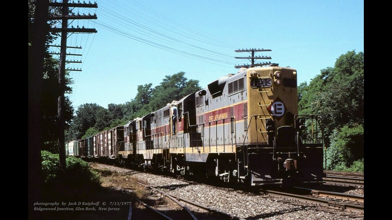 ERIE LACKAWANNA GP7's action, Northern NJ. in 1977