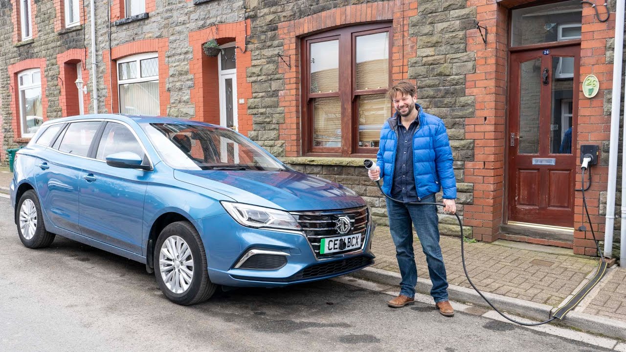 GOING GREEN IN THE VALLEYS | Living With An Electric MG5 in Pontypridd | Nathaniel Cars