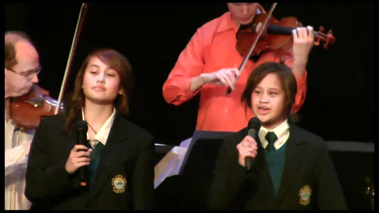 Manarangi Mua with TeAwhina Kaiwai-Wanikau - Sarah Lilli Family Concert 2010