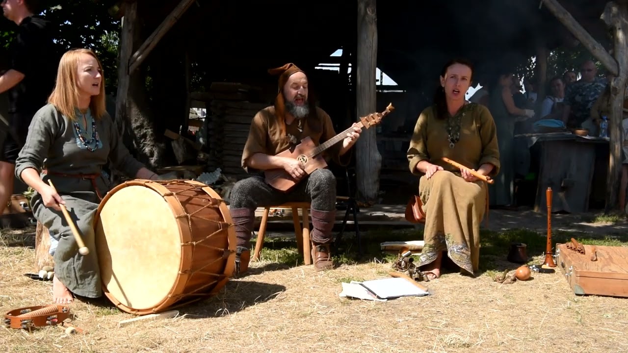 Wolin 2022  Festiwal  Muzyczne spotkania 04  Zespół ĘZIBABA