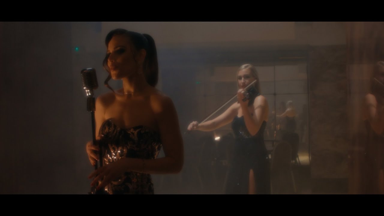 Flora x Massa Violinist - TOXIC (Britney Spears cover)