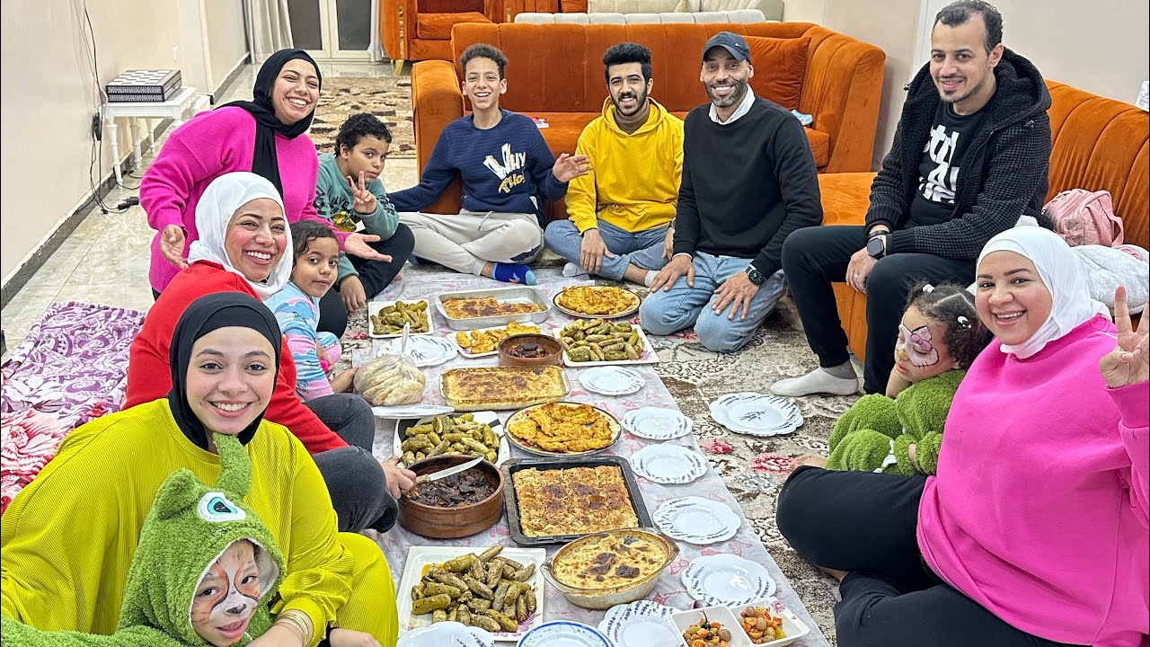 عزومه مختلفه عملنا غديوه 💃كل واحد عمل اكله