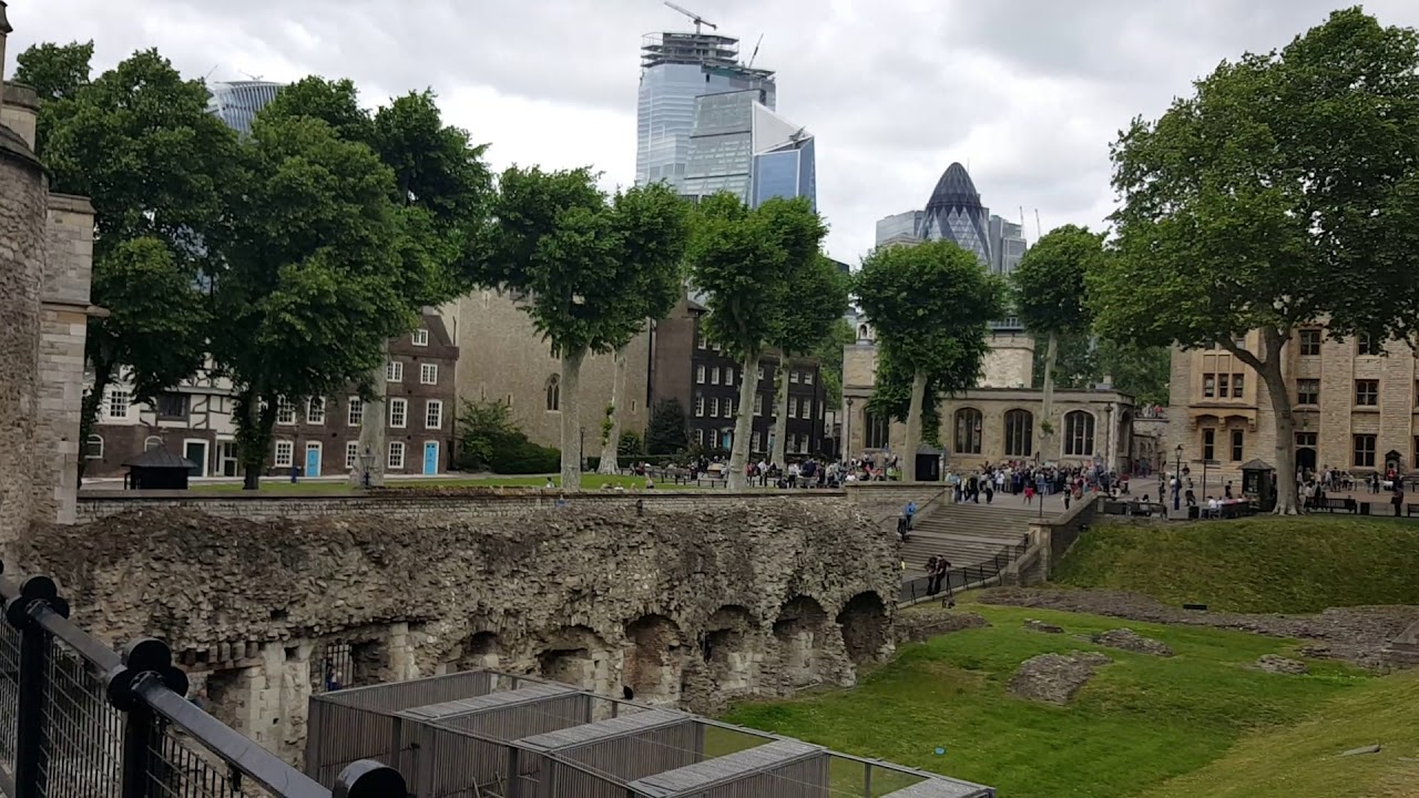 Tower of London EC3N 4AB