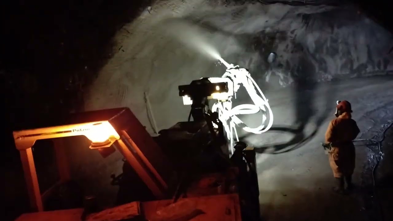lanzado de shotcrete via húmeda con robot