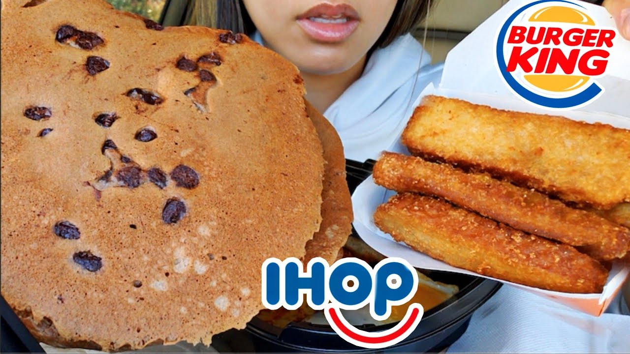 ASMR EATING SOUNDS CAR MUKBANG BURGER KING IHOP 먹방  WHISPERING REAL TWILIGHT  SHOW
