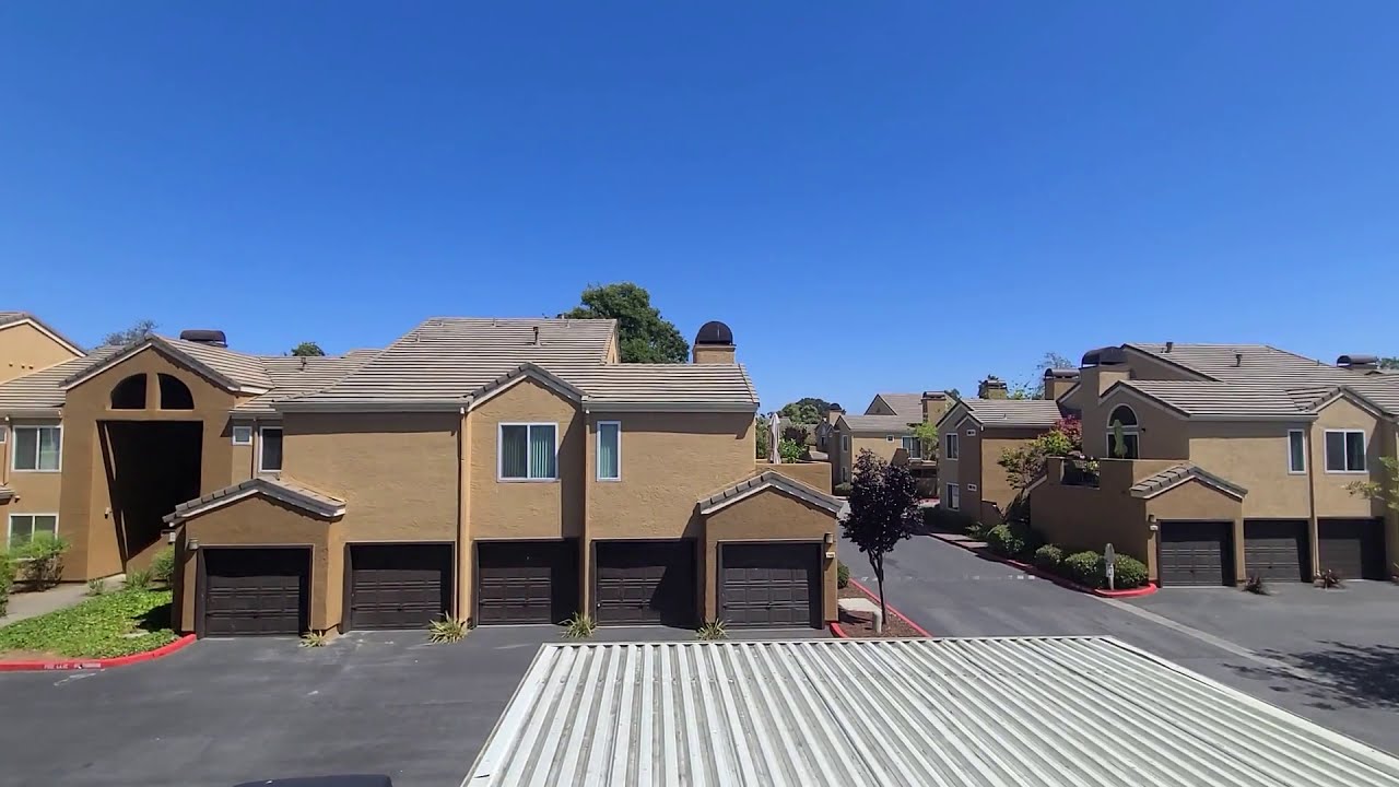 Fosters Landing | Plan E2 | 2 Bedroom 1 Bathroom (Apt #3804) at Foster City CA 94404