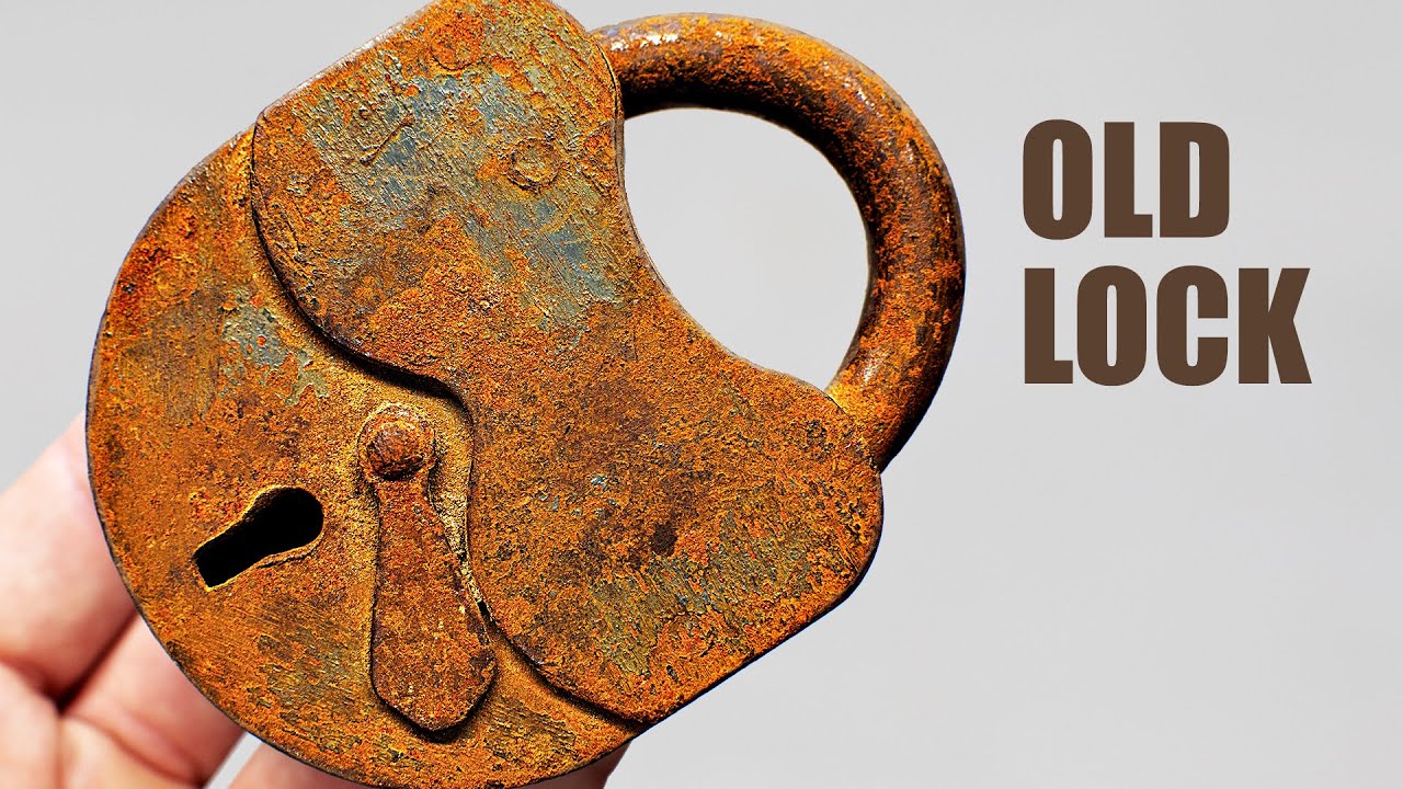 Rusty Lock with Missing Key Restoration . Made a New Key For Padlock