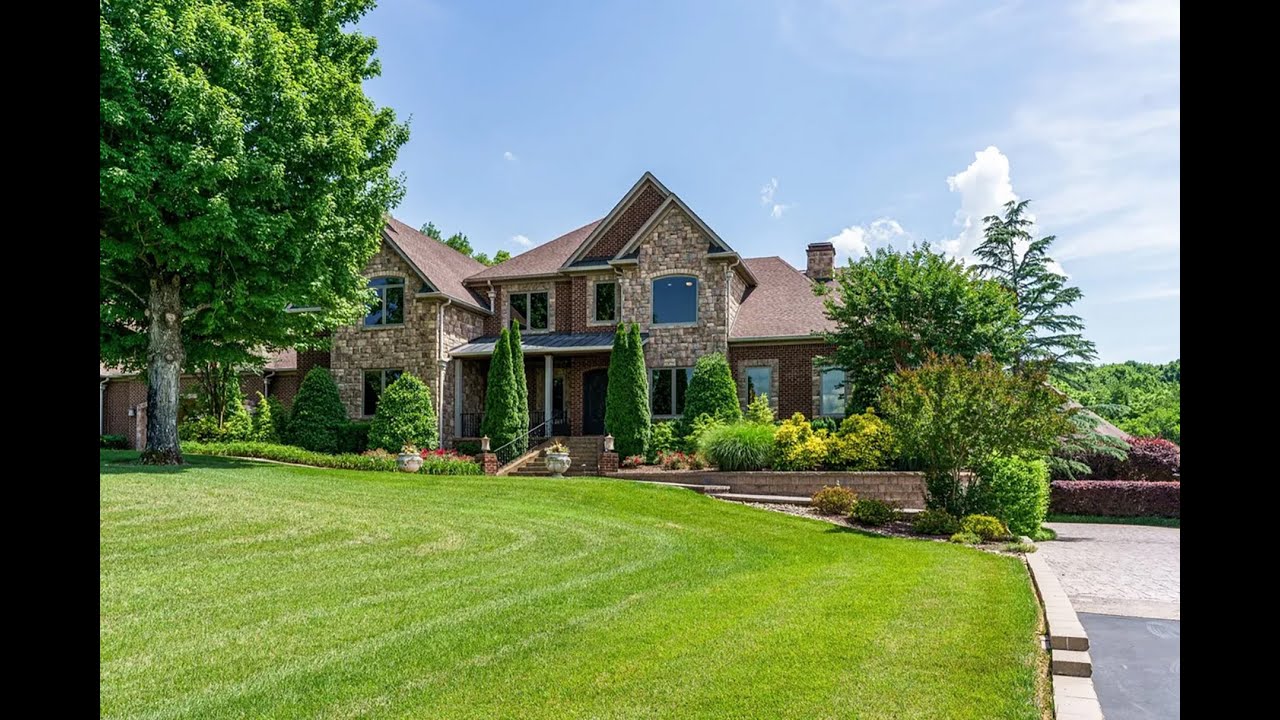 Magnificent Estate in Franklin, Tennessee | Sotheby's International Realty