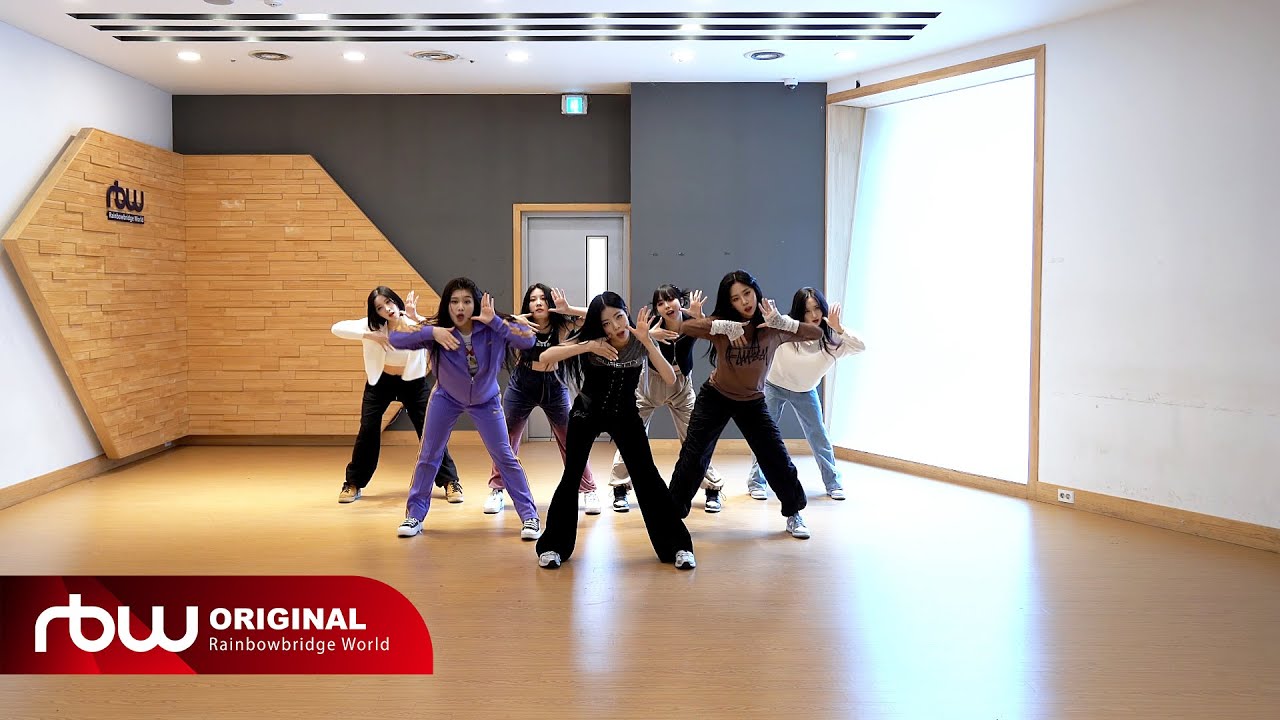 퍼플키스(PURPLE KISS) 'Pretty Psycho' Dance Practice