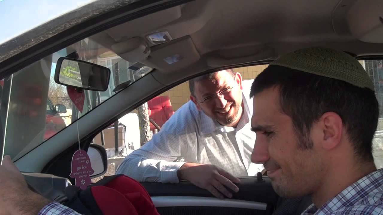 קצרים בנריה 3: הסידורלון ועוד מערכונים