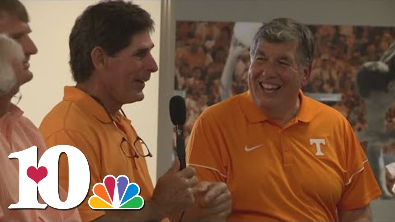 Announcers bid farewell to longtime 'Voice of the Vols' Bob Kesling