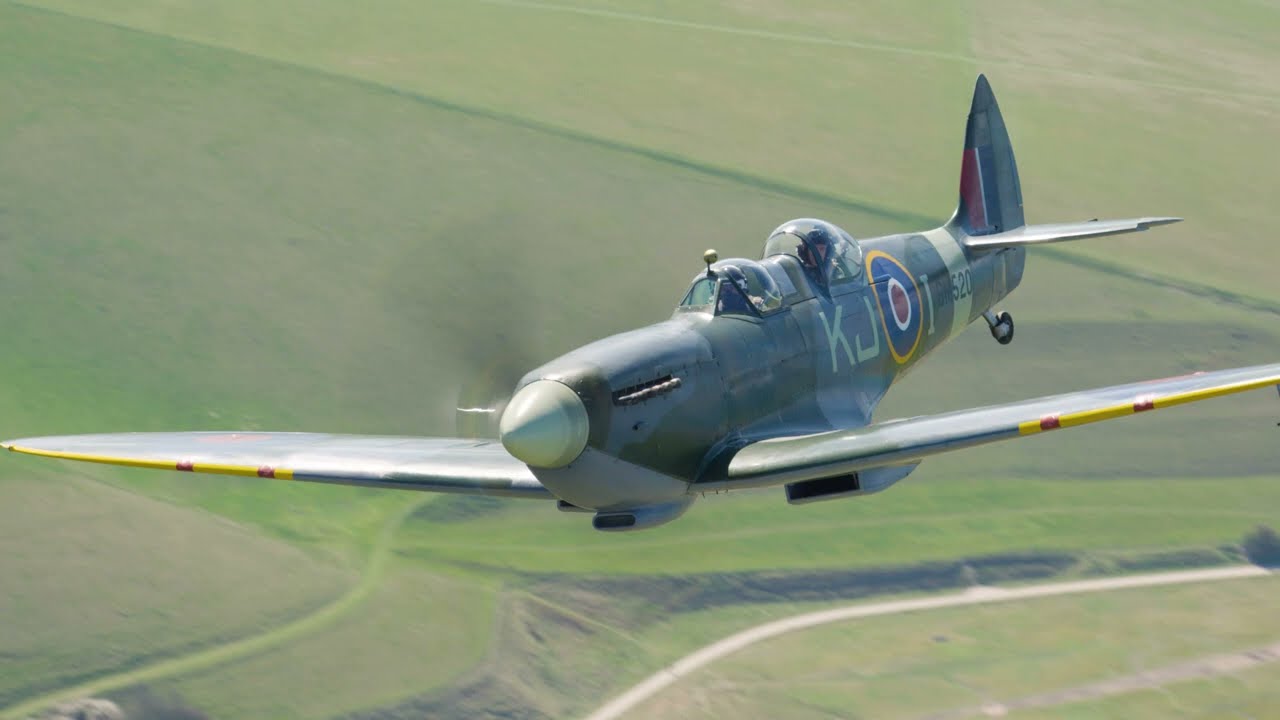 Spitfire Flight Experience video at Spitfires.com