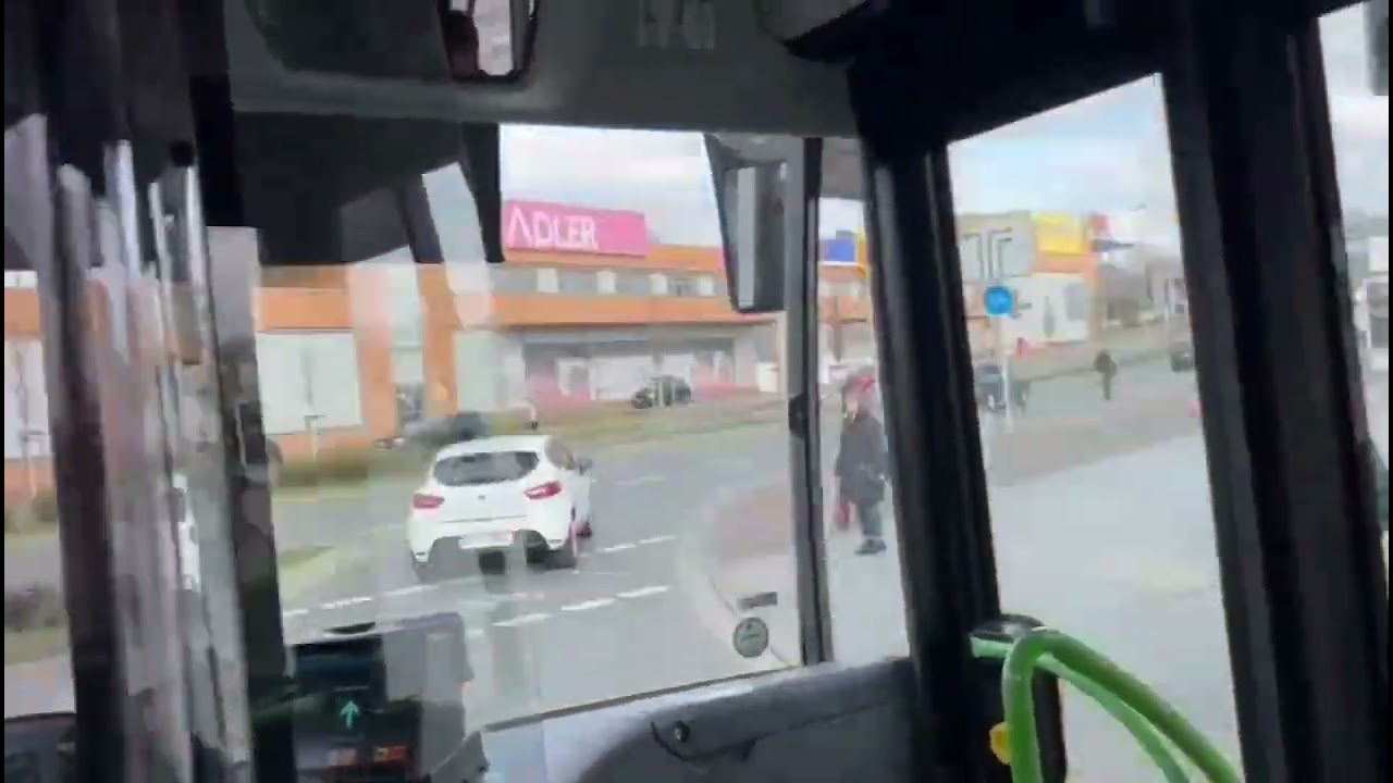 Zeitraffer Mitfahrt Linie X42 von Oberhausen Hbf bis Movie Park