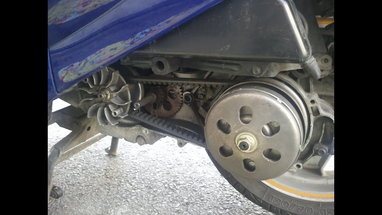 Scooter'da Tüm Detaylarıyla Kavrama Grubu (Balata, Kayış ve Varyatör) İşçiliği