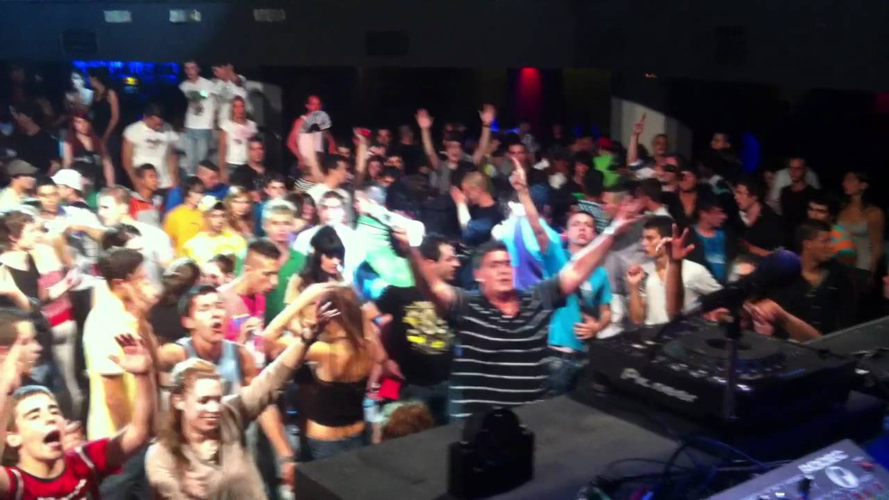 CARLOS REVUELTA - CLOSING PARTY DCIBELIA 3.MOV
