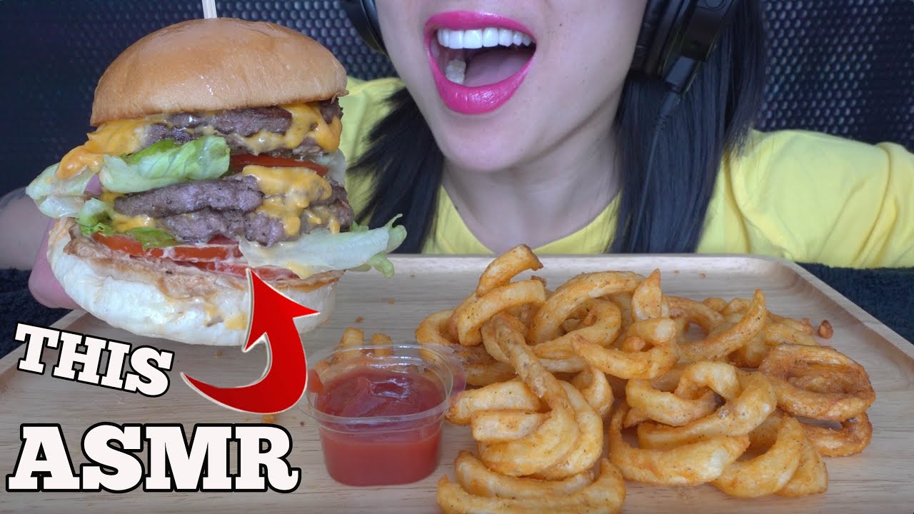 ASMR THICK JUICY BURGER (EATING SOUNDS) LIGHT WHISPERS | SAS-ASMR