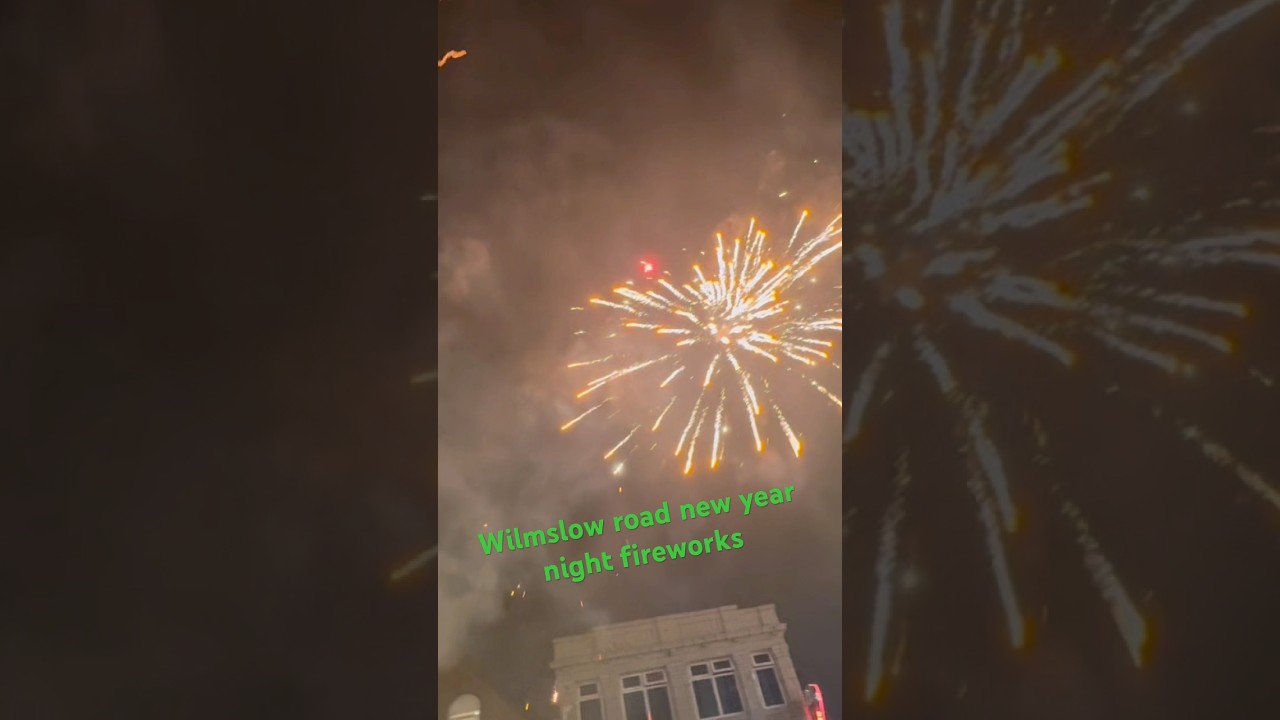 Wilmslow road Manchester new year 2026 fireworks 🎆| fireworks machine gun|