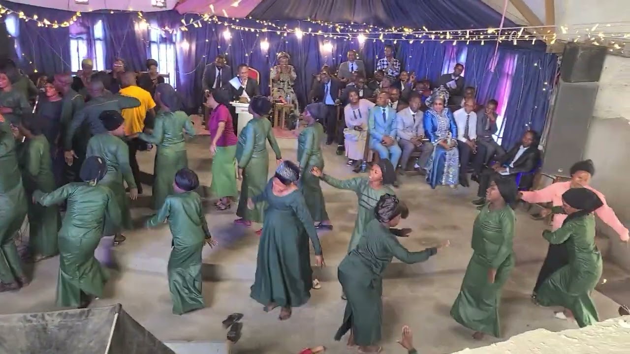 Tabera Choir Cepac Mudja en culte de louange et adoration