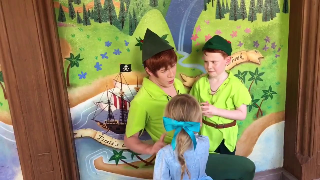 Dressing up chat and never ending hugs at the map!! ⭐️