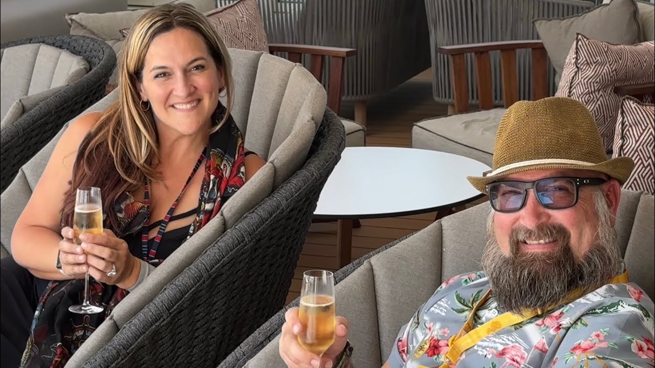 Concierge Level Room 8538 on Disney Magic: DAY 1 - Lookout Cay at Lighthouse Point Preview Cruise!