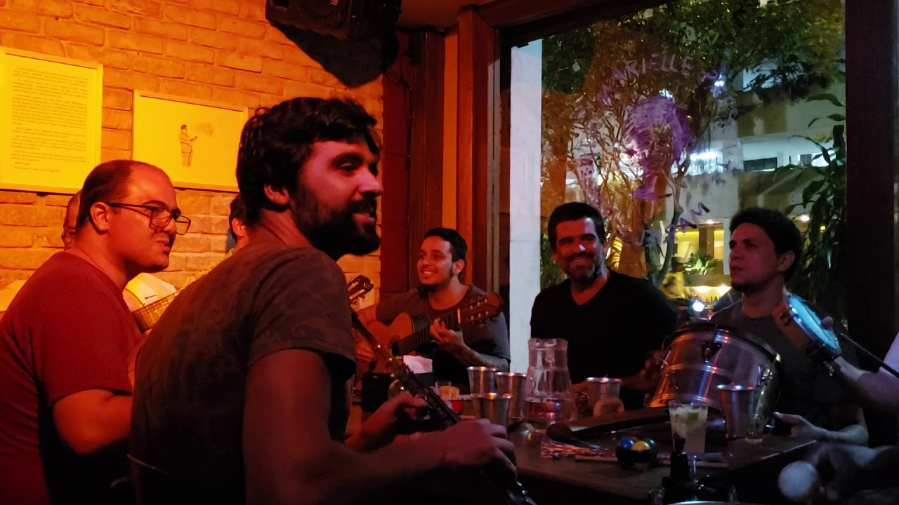 Coração Vulgar de Paulinho da Viola e Minha Missão de J. Nogueira e P. C. Pinheiro no Samba da Gávea