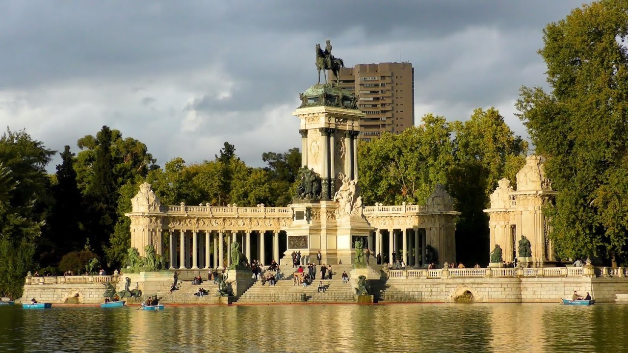 the majestic Monument to Alfonso XII in El Retiro Park in Madrid, Spain in 4k