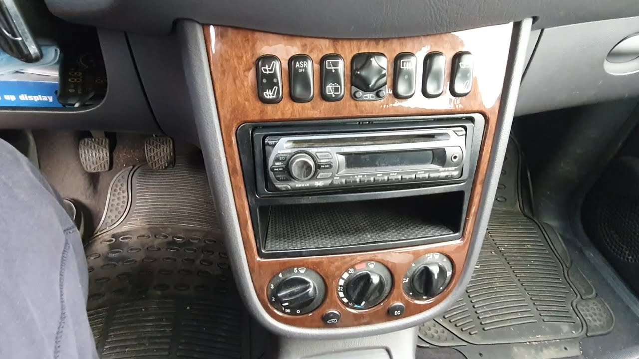 Mercedes A-class W168 dash board trim replacement