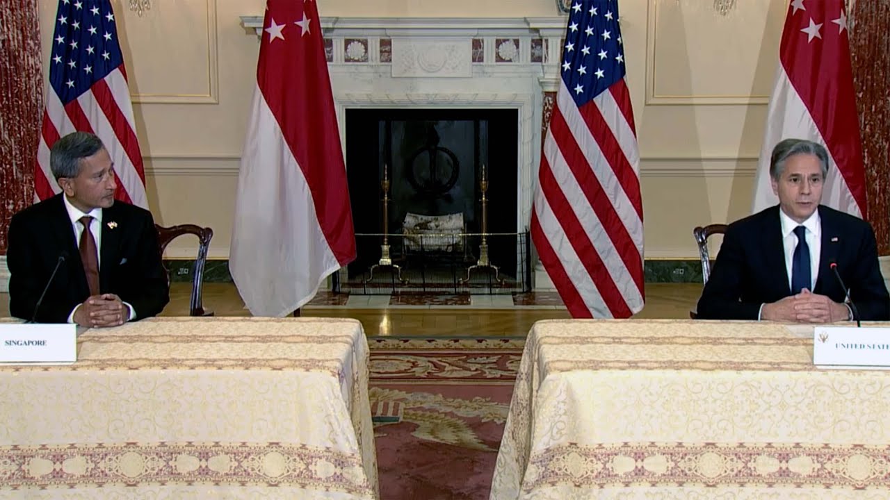 Secretary Blinken and Singaporean Foreign Minister Vivian Balakrishnan sign the TCTP