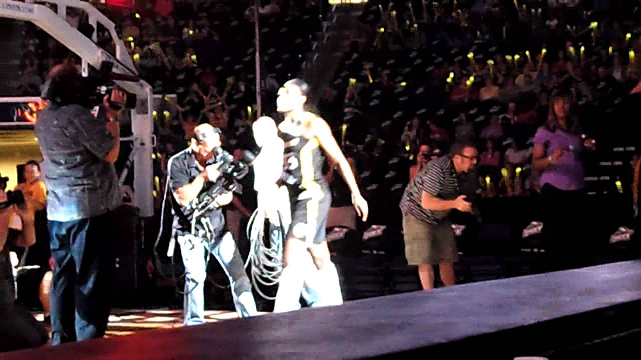 Tulsa Shock opening night intros - 06/10/11