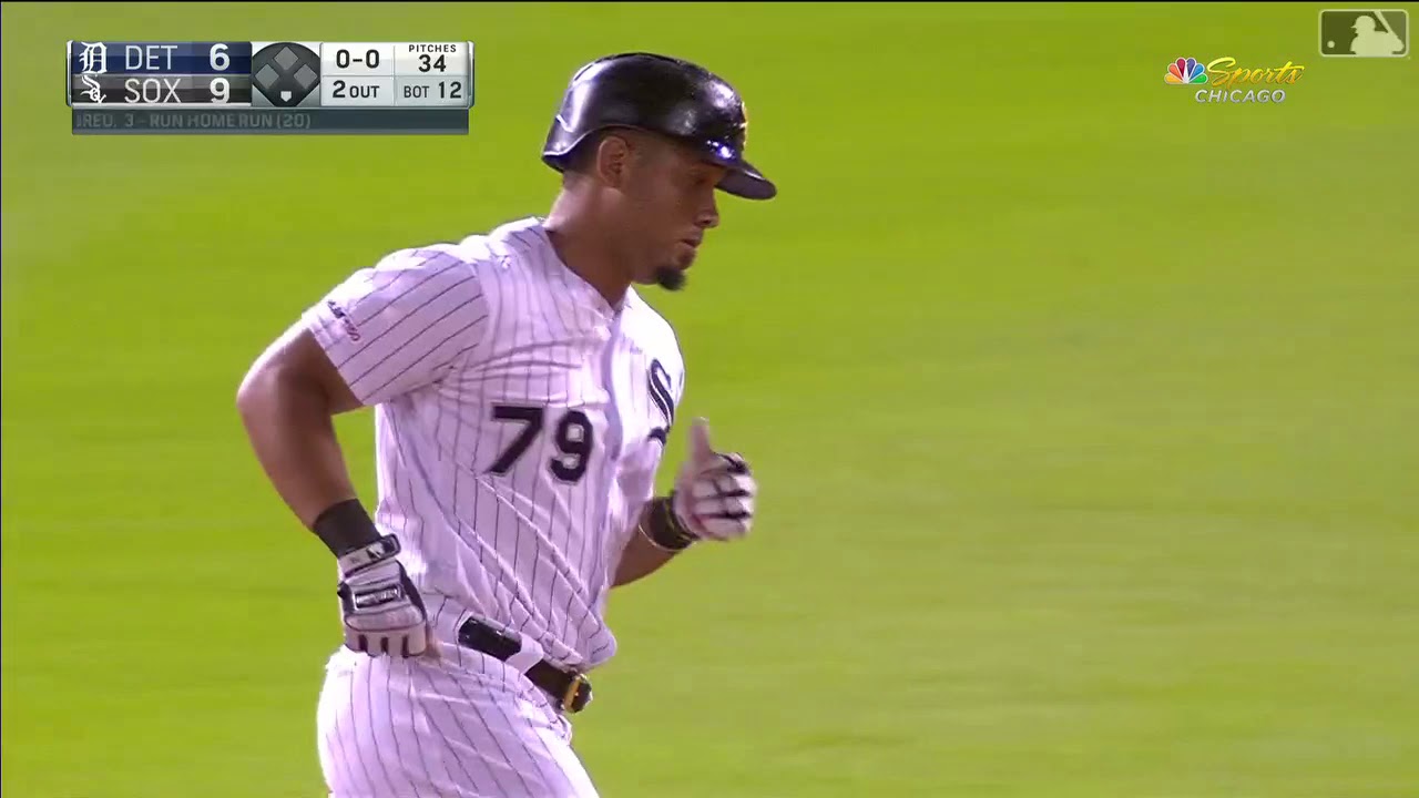 Jose Abreu walks off the Detroit Tigers in the 12th